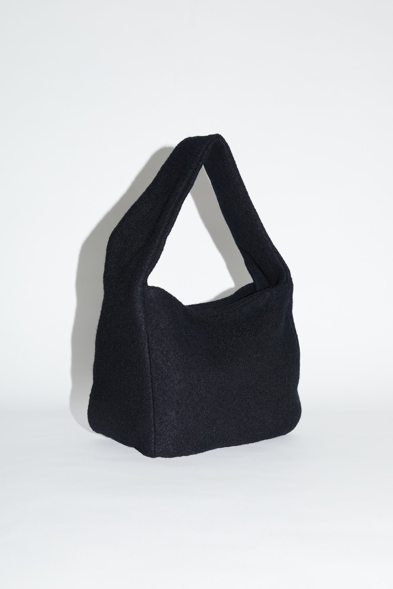 003 - BLACK WOOL 2.0