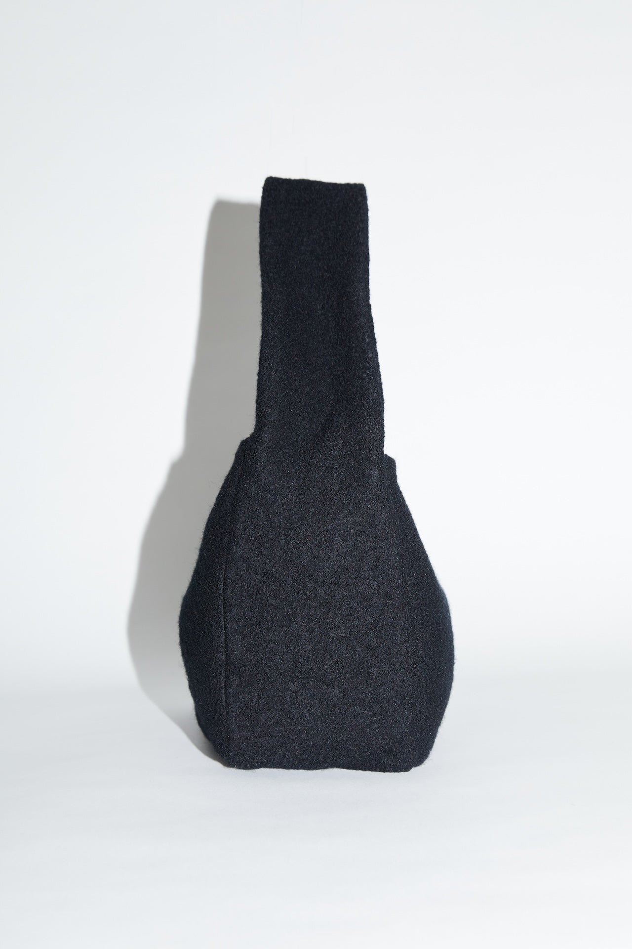 003 - BLACK WOOL 2.0
