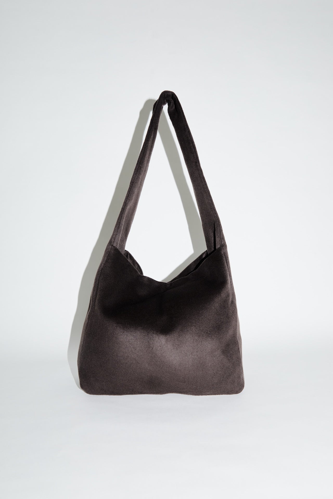 001 - CHOCOLATE WOOL