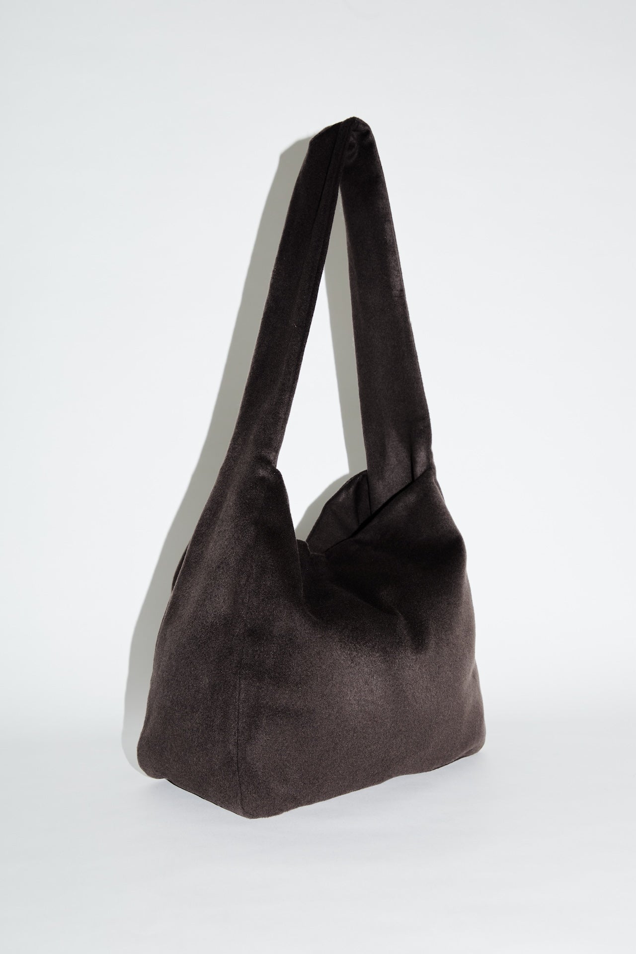 001 - CHOCOLATE WOOL