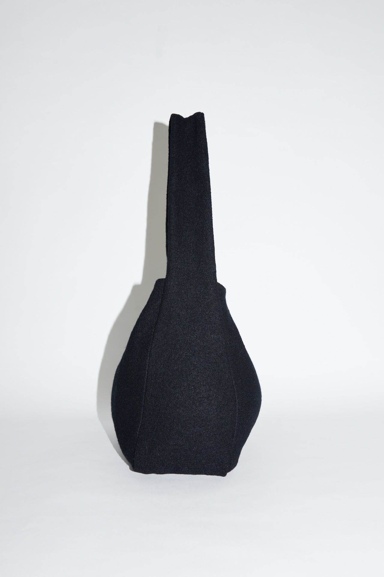 001 - BLACK WOOL 2.0