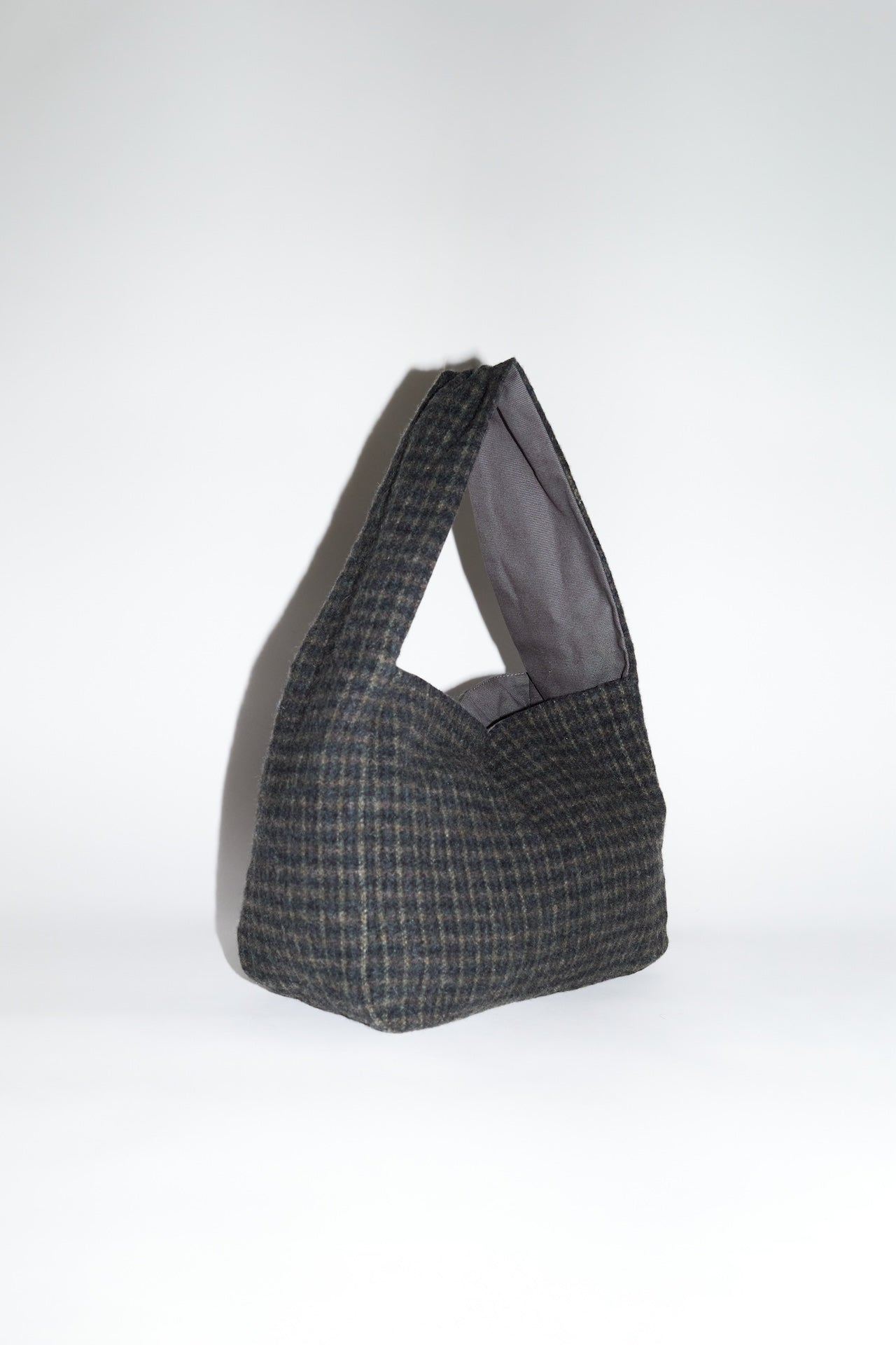 003 - TARTAN WOOL