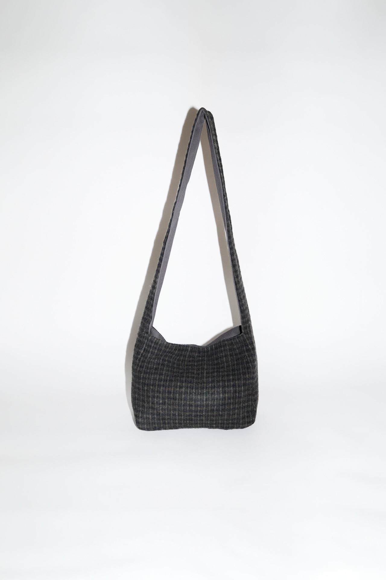 002 - TARTAN WOOL