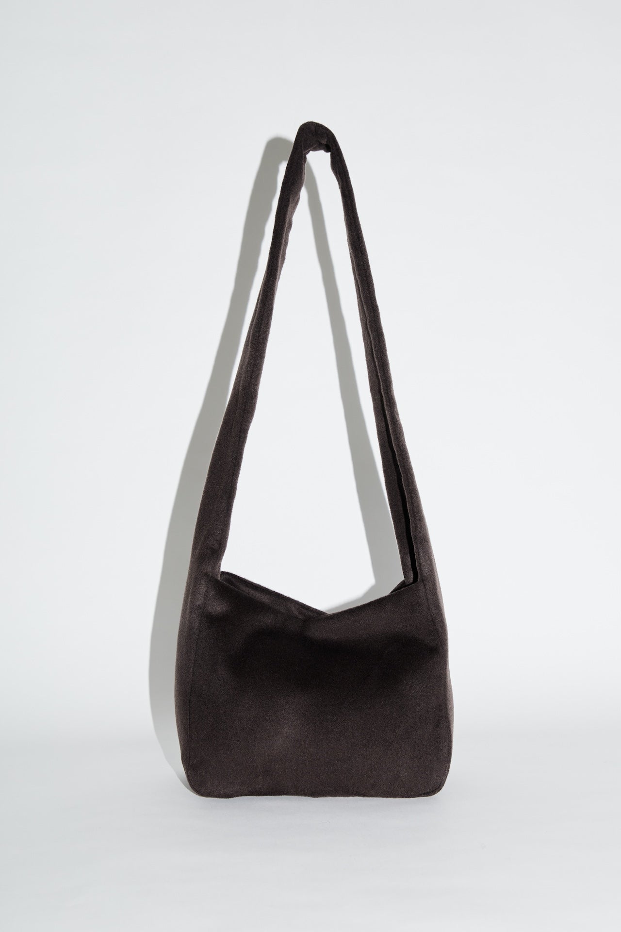 002 - CHOCOLATE WOOL